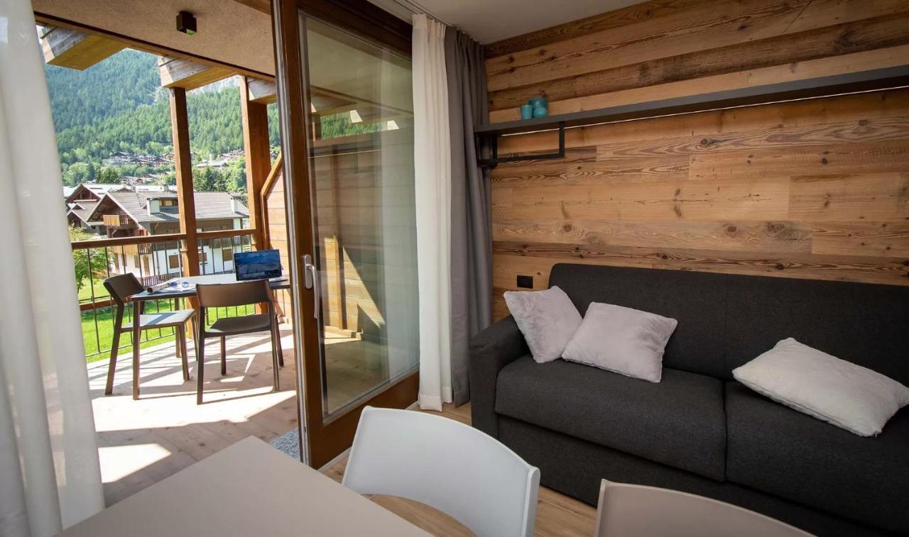 Nira Mountain Resort Futura Pradelle ภายนอก รูปภาพ